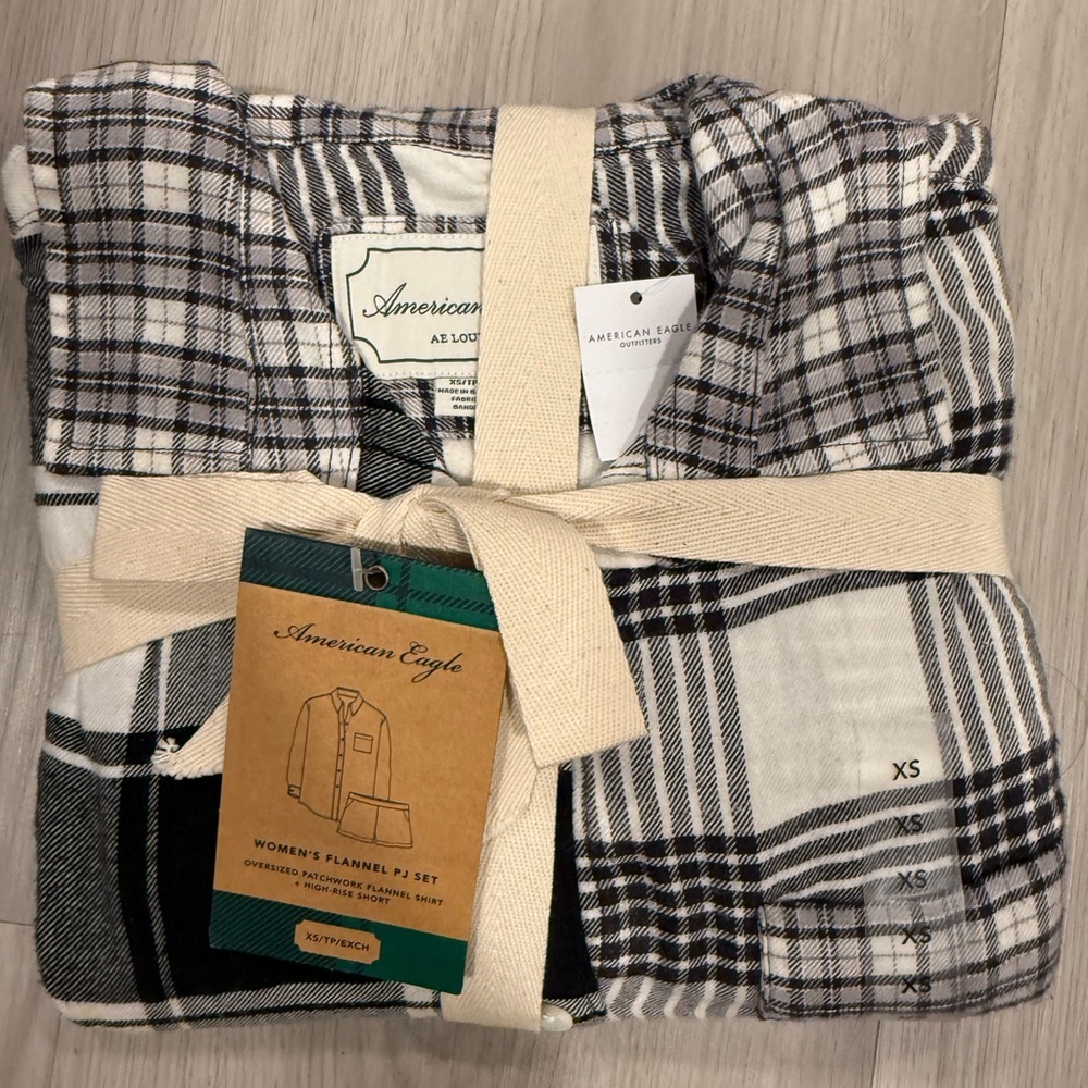 American Eagle Flannel XS Lounge Set